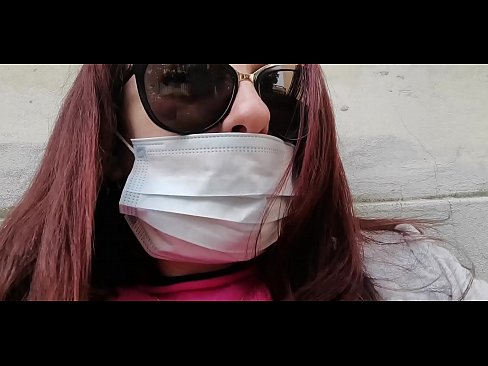 ❤️ Nicoletta keršija kaimynui ir šlapinasi į jo garažą (Specialusis Covid19 Italų karantinas) Super seksas prie mūsų ❤