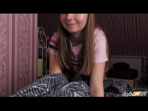 ❤️ Blondinė giliai čiulpia savo BFF ir gauna spermos į burną Super seksas prie mūsų ❤