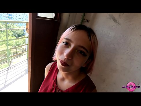 ❤️ Studentė jausmingai čiulpia nepažįstamąjį užmiestyje - sperma ant jo veido Super seksas prie mūsų ❤